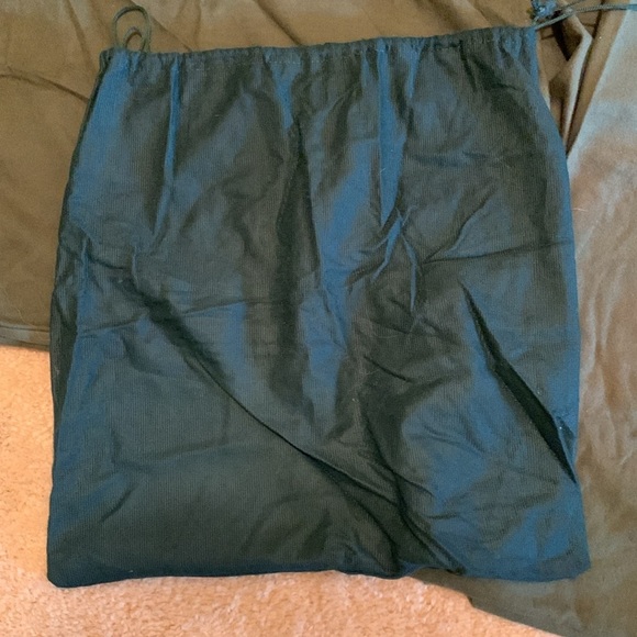 Assorted Green dust bags - Picture 5 of 16